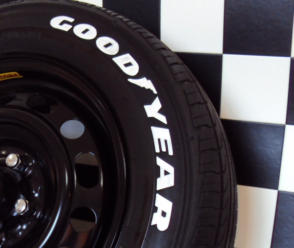 最大2000円引き マラソン期間 ◇新品ホワイトレター175/65R15+再塗装